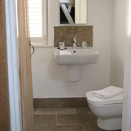 Guest house The Barrington 3*