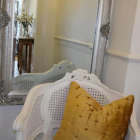 The Barrington Guest house Scarborough