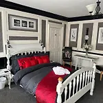 The Barrington Guest House 3*