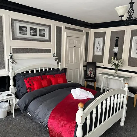 The Barrington 3*