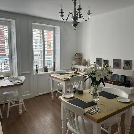 Guest house The Barrington