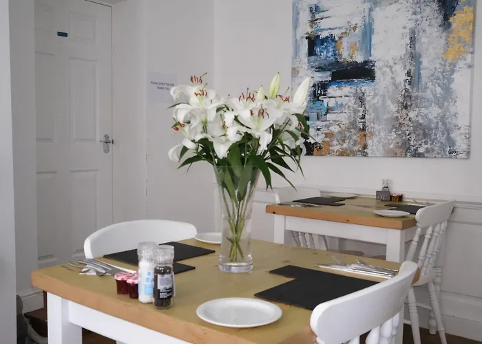 The Barrington 게스트하우스 3*