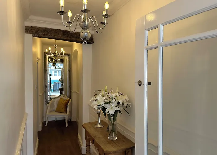 ゲストハウス The Barrington スカーバラ