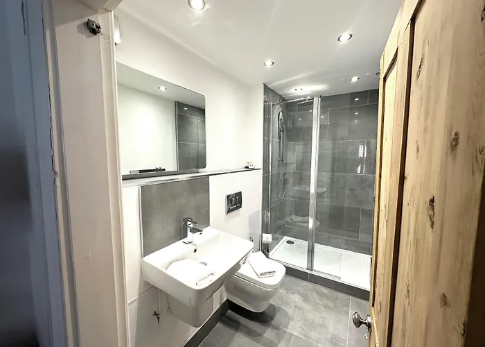 게스트하우스 The Barrington 3*