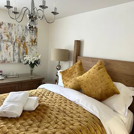 The Barrington Scarborough